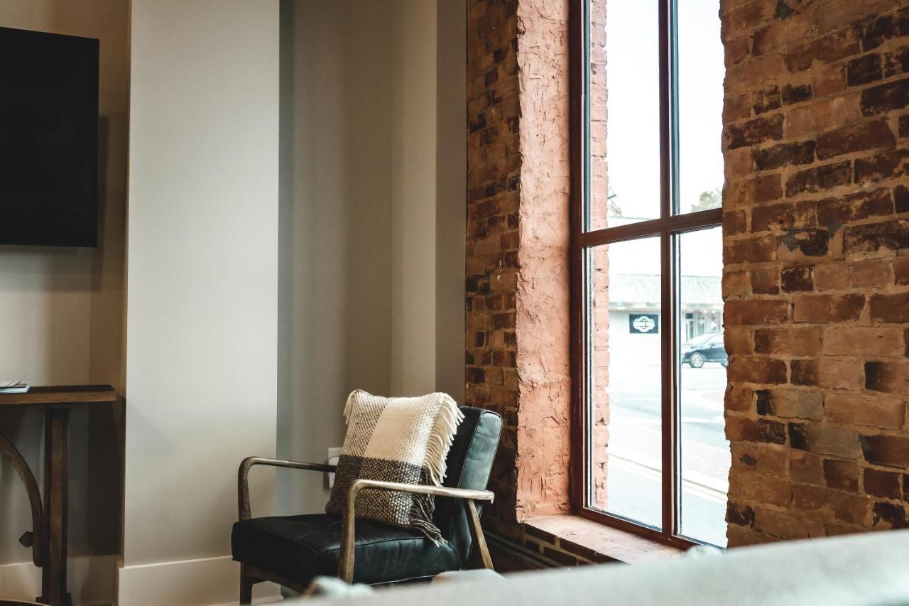 Three Trails Apartment Elkin Екстериор снимка